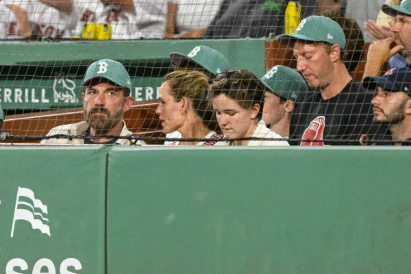 Ben Affleck and Jennifer Garner at Fenway Park